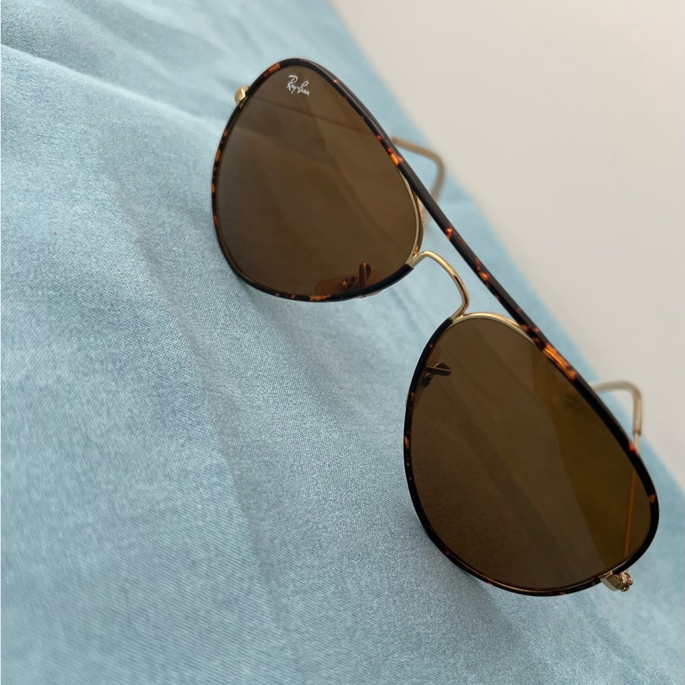 Ray-Ban Tortoise Aviator Sunglasses
